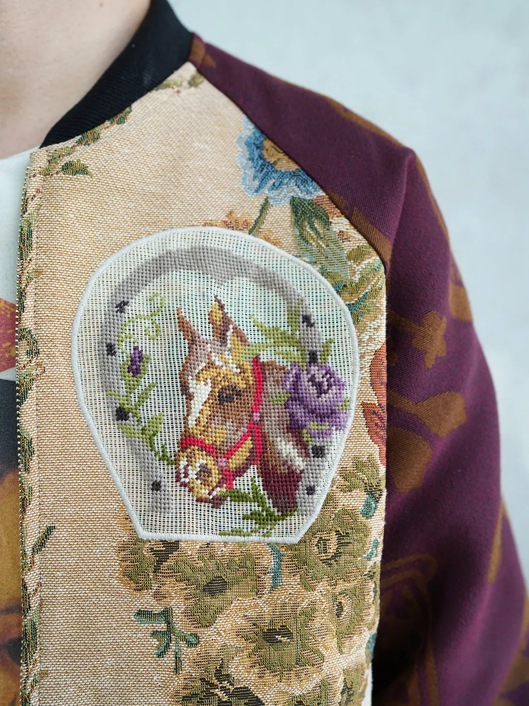 Unlogical Poem Flower Velvet Embroidery Patchwork Red Souvenir Jacket