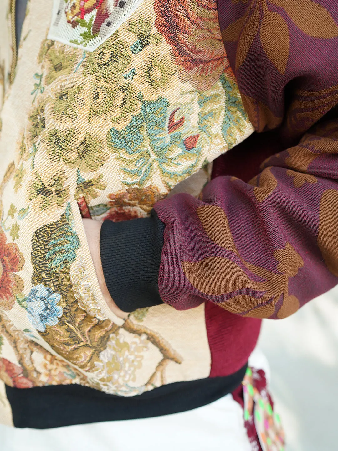 Unlogical Poem Flower Velvet Embroidery Patchwork Red Souvenir Jacket