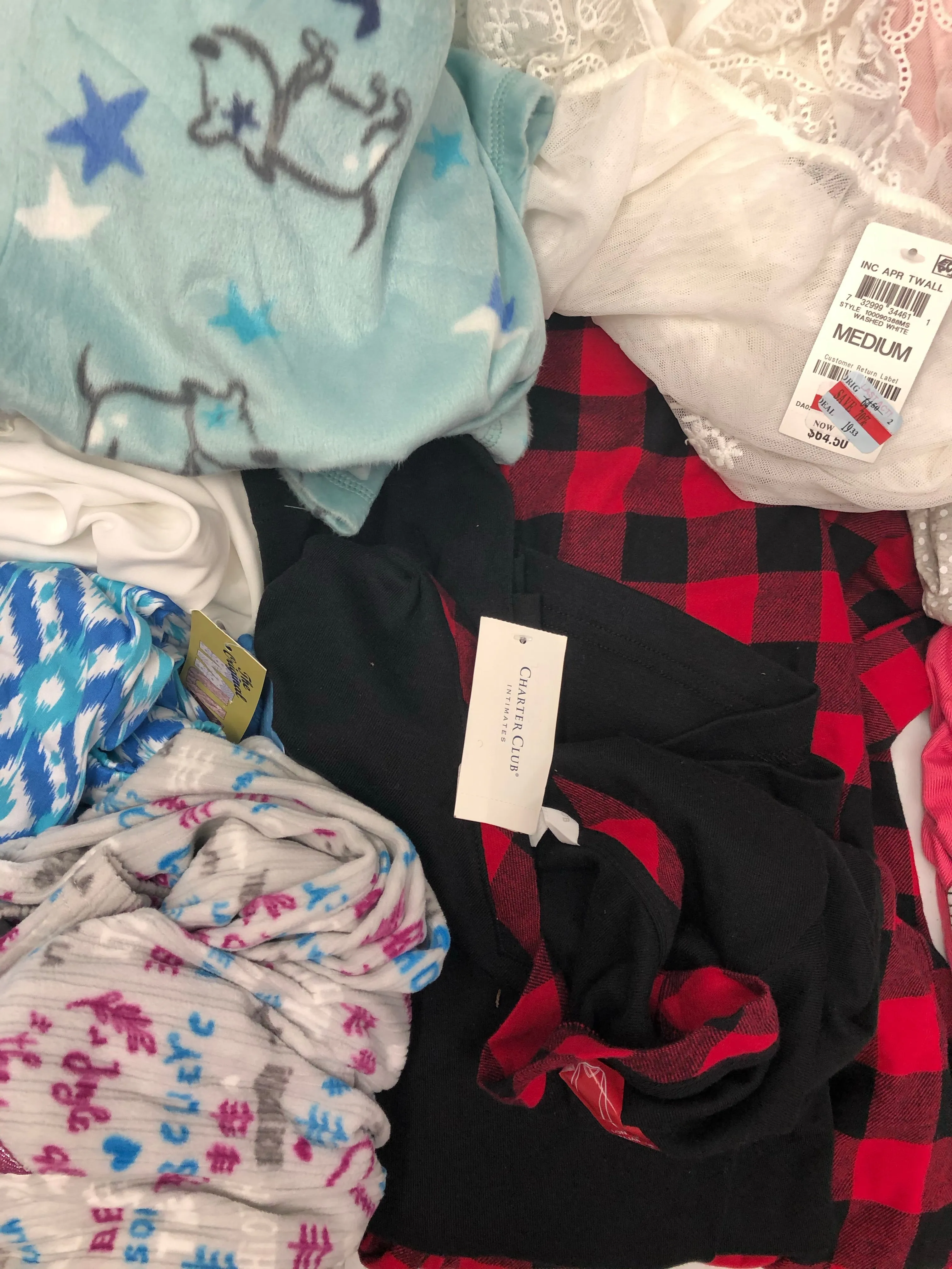 Women's Clothing Pajama Wholesale Lot, Hue, Hanes, Family PJS, Charter Club, Dream Lounge, Muk Luks, and more, 15 Units, Shelf Pulls, MSRP $735.48